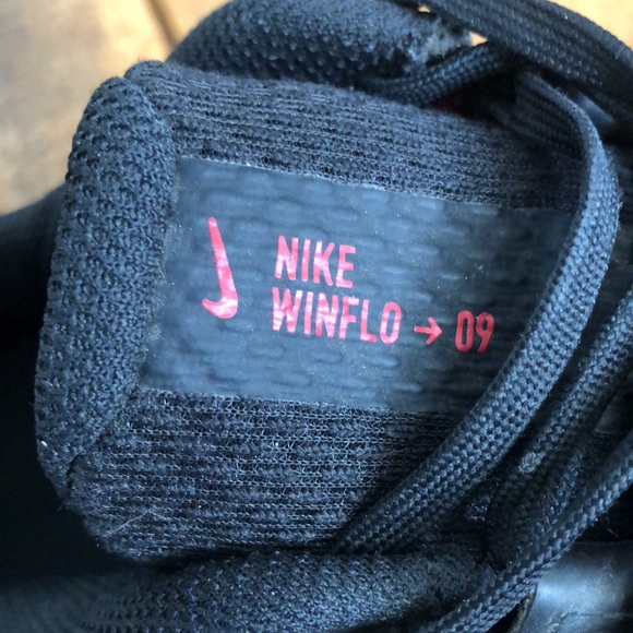 Nike WINFLO running shoe; black/red/silver/white; size 6.5 - Picture 6 of 6